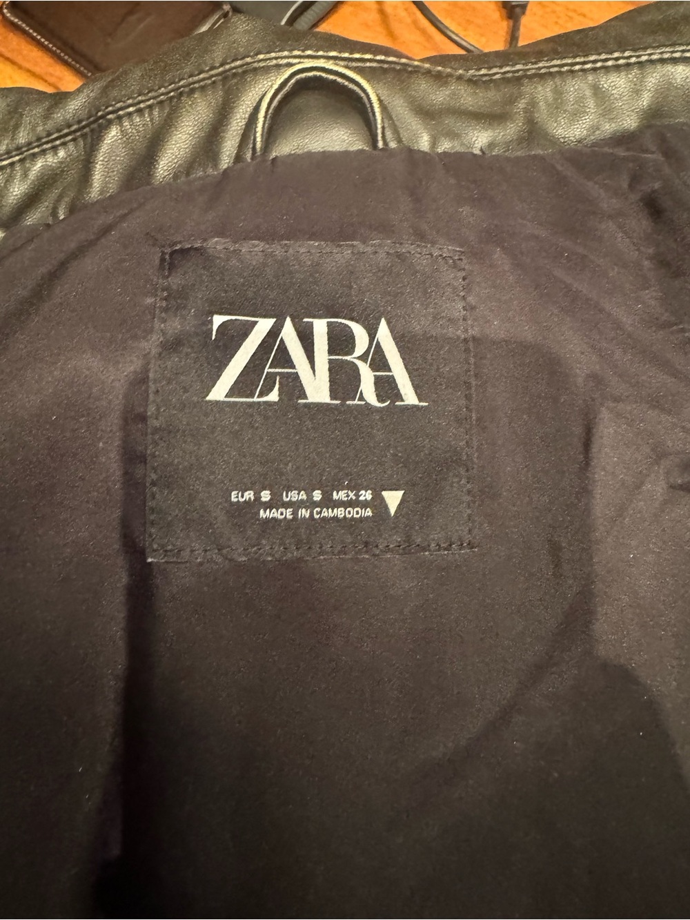 Zara Cropped Faux Leather Jacket - Picture 3 of 3